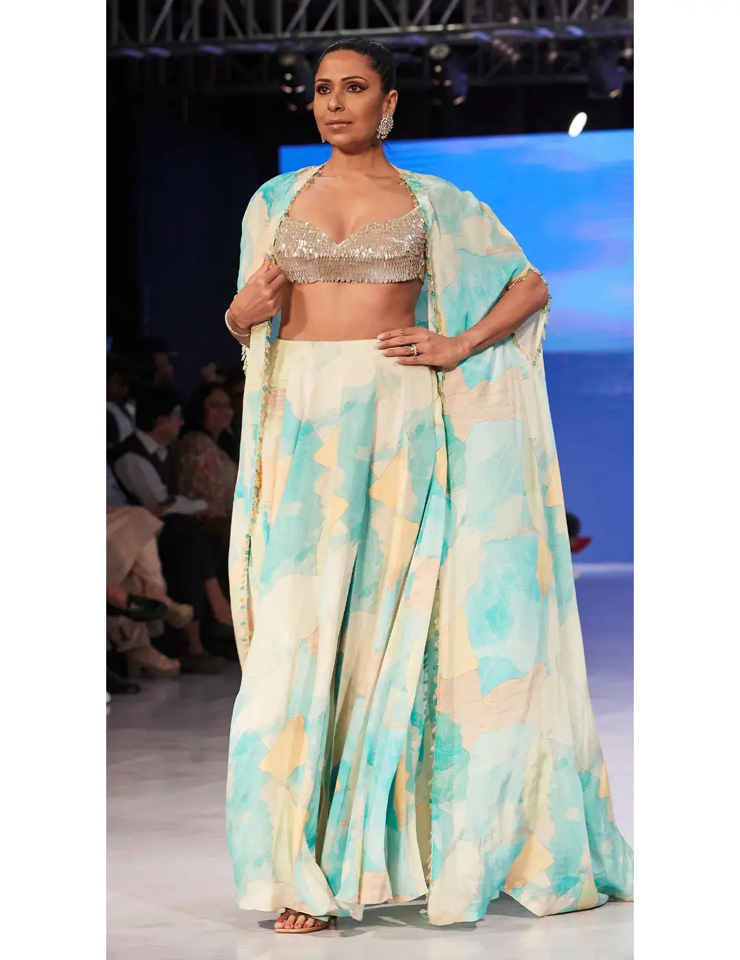 The Abstract Shoreline Cape Set